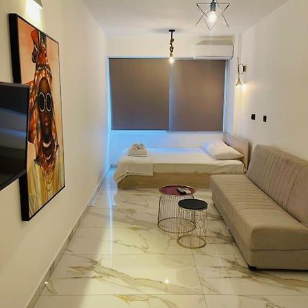 Luxury No4 Apartment In Ladadika Tesalónica Exterior foto