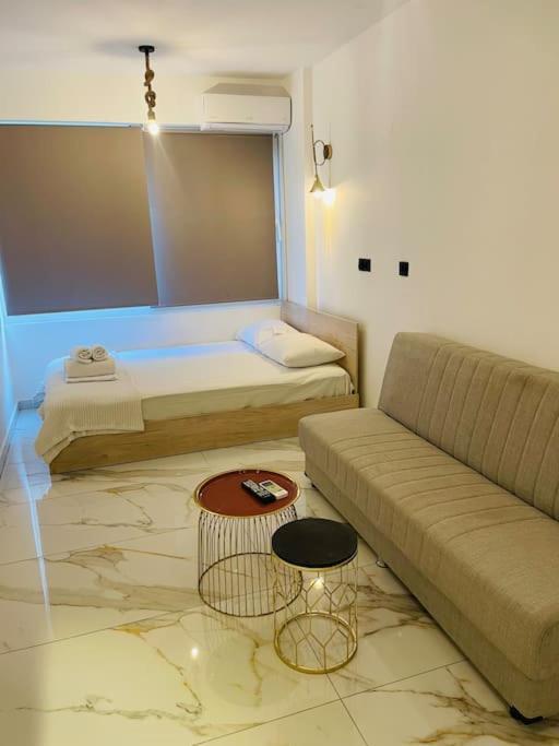 Luxury No4 Apartment In Ladadika Tesalónica Exterior foto