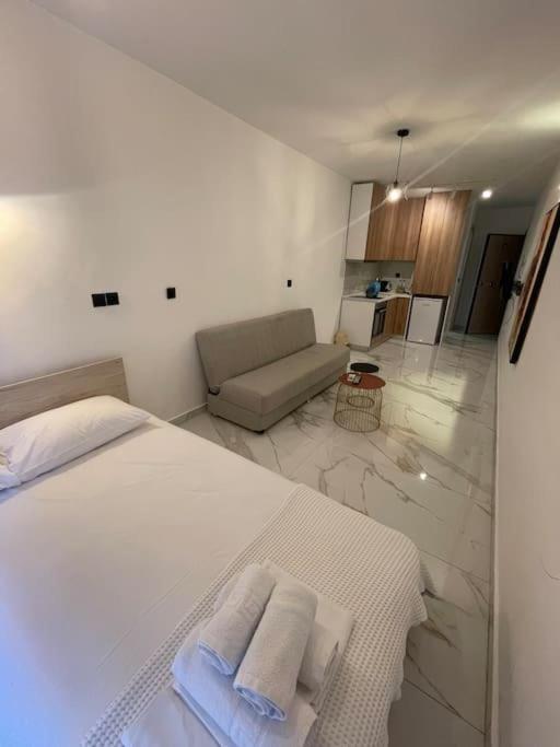 Luxury No4 Apartment In Ladadika Tesalónica Exterior foto